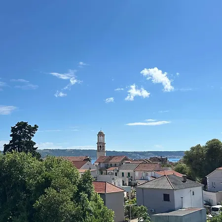 Bee House - Brand New 100 M From Sea Apartament *