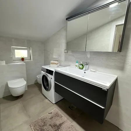 Bee House - Brand New 100 M From Sea Διαμέρισμα Kaštela